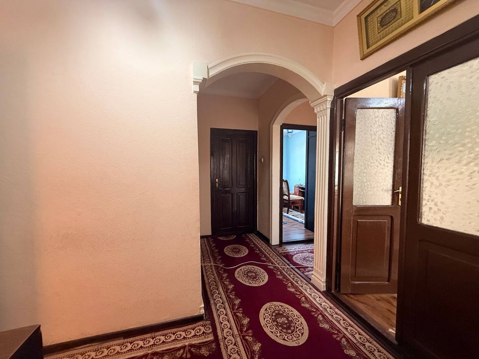 Уй Сотилади, 4 Хонали Банковский Уй