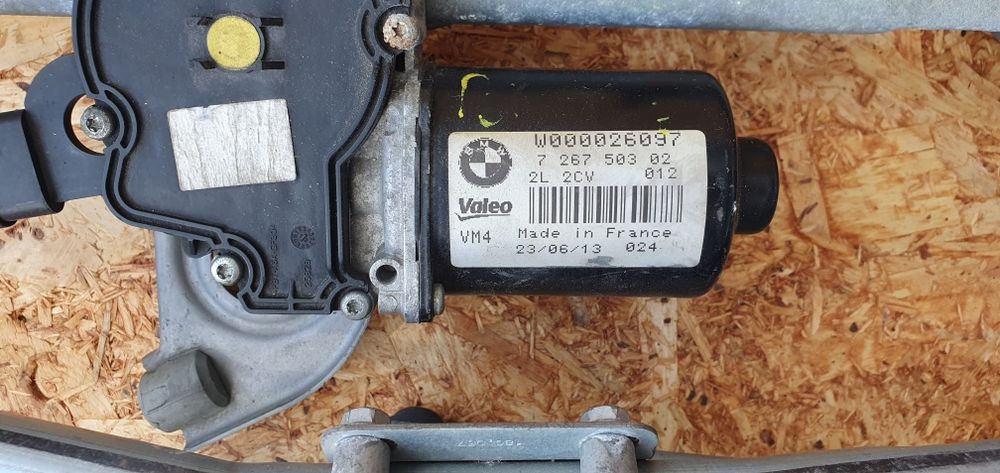 Ansamblu stergatoare Golf Octavia  w212 S-max Fiesta A6 Fabia Polo BMW