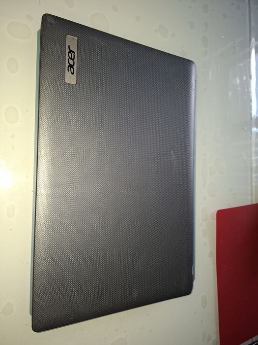 Acer Aspire 5733, Intel i3, 500 gb, Windows 10+ Office, 6 gb ram