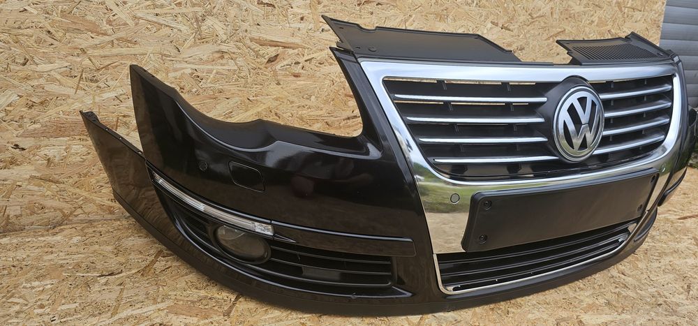Bară față Passat B6 Originală Completă cu Spălător Faruri Tot Original,  senzori parcare,  instalație electrică, Proiectoare LC9X, din Rm-Vâlcea