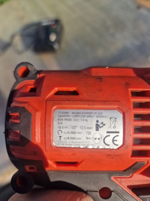 Pistol impact yato 700nm cu garantie