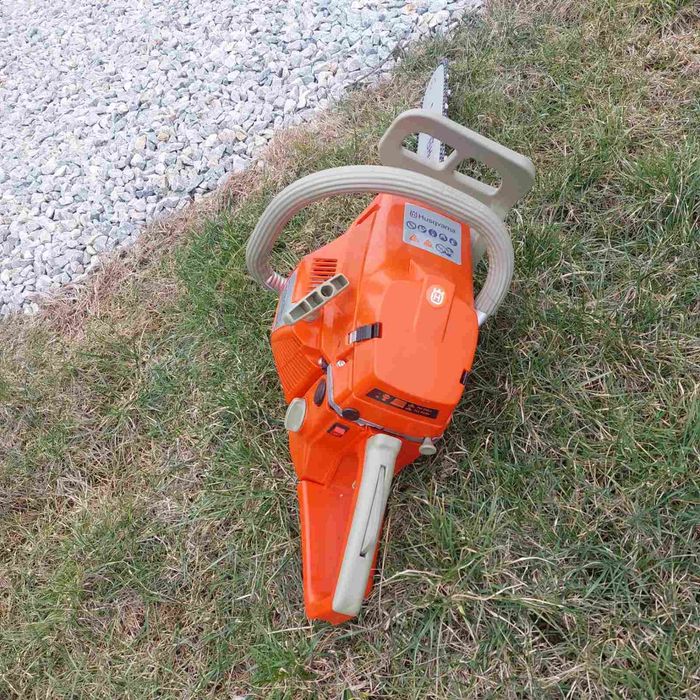 Husqvarna резачка бензинова