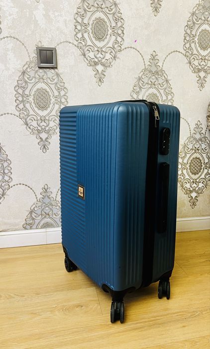 Чемодан для путешествии