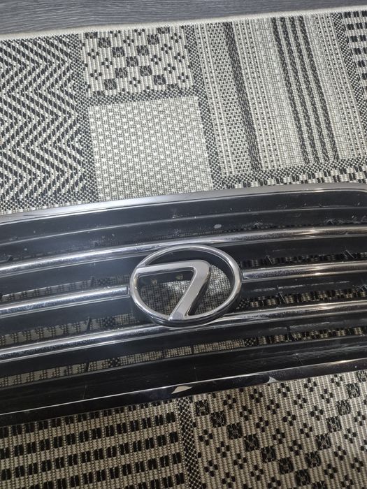 Решетка радиатора Lexus gx470