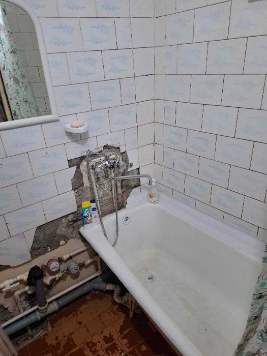 Срочно продается квартира 2/5/5,Чиланзар-23.