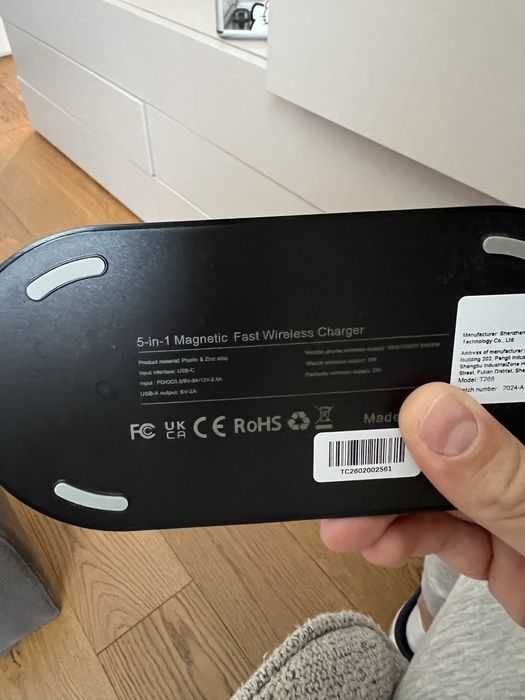 Apple Magsafe 5-in-1 charging station