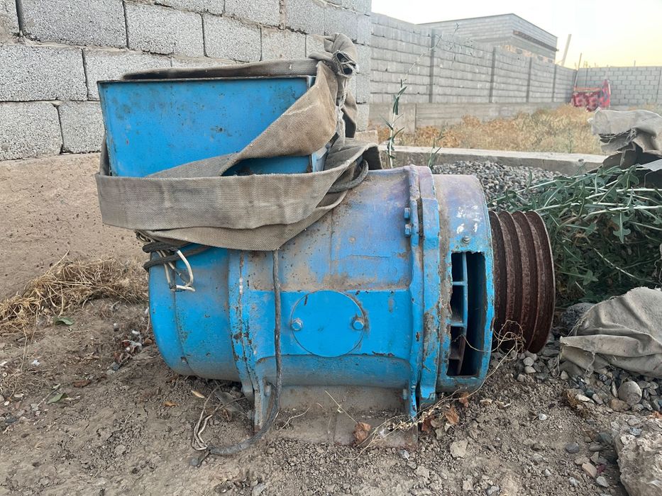 Самовозбуждающий генератор 380