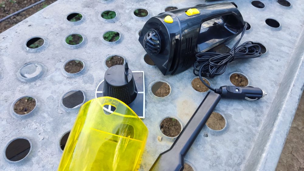 Aspirator pentru mașină