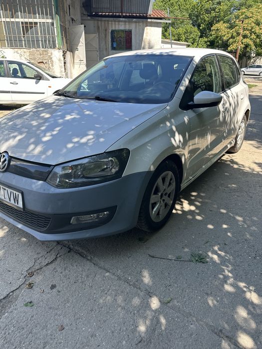 VOLKSWAGEN Polo 2011 — imagine 3