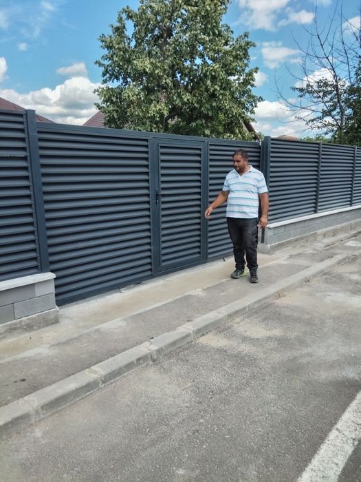 Garduri din panou stil jaluzele, șipcă metalica, tabla, BCA, plasa