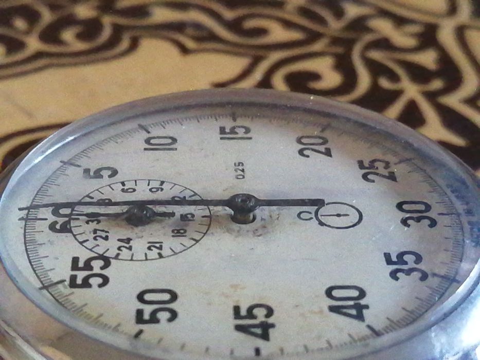 Продам секундомеры  СССР.