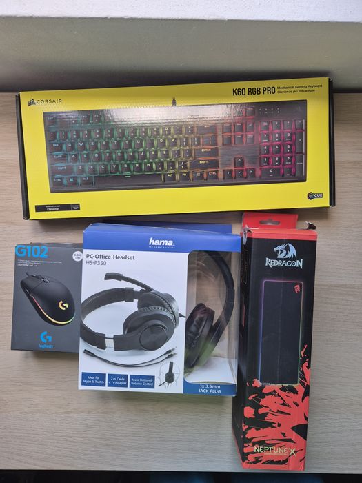 Pachet tastatură Corsair K60 RGB, mouse Logitech G102, mousepad RGB Redragon NeptuneX 800mm, căști Hama HS-P350