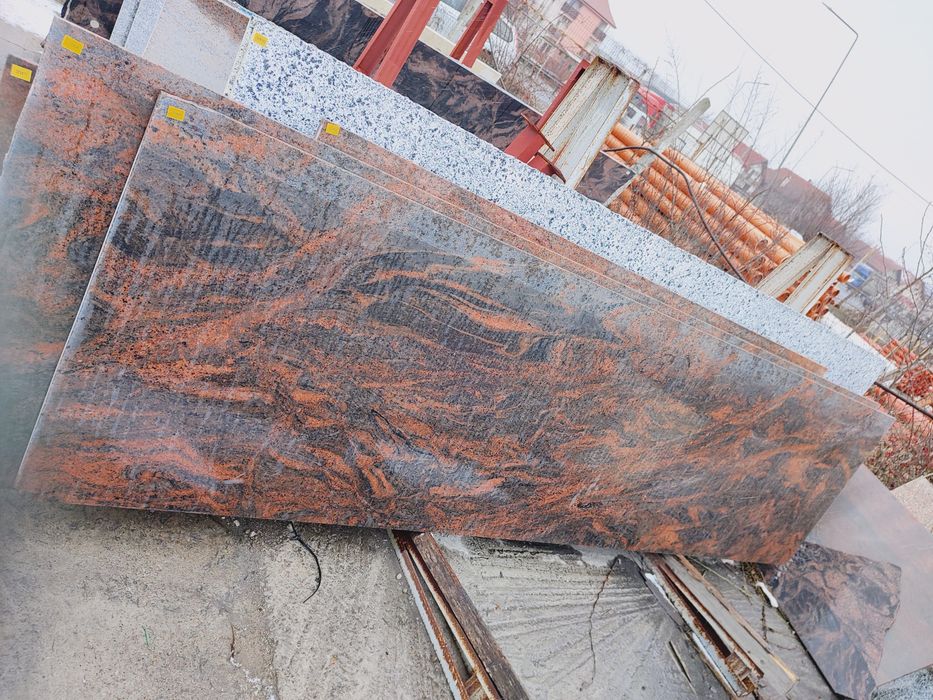 Pervaze/Glafuri/Scări din marmura și granit la comanda