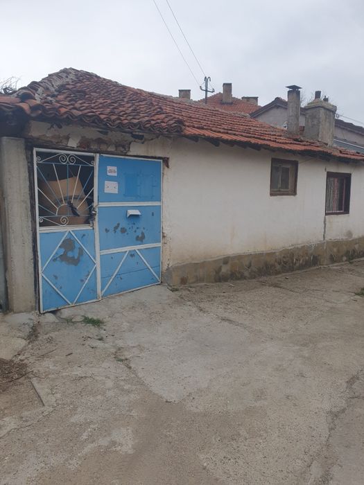 Продавам къща в гр.Сливен