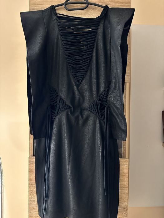 Рокля erected store