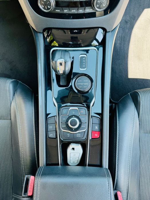 Vând Peugeot 508