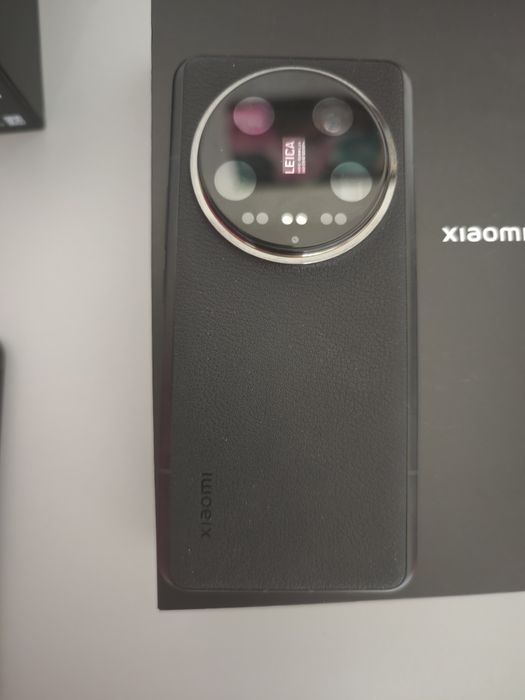 Xiaomi  14 Ultra că nou