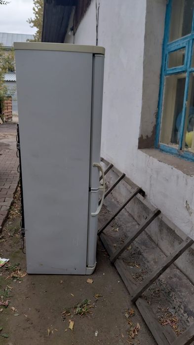 Халодилник сатылады
