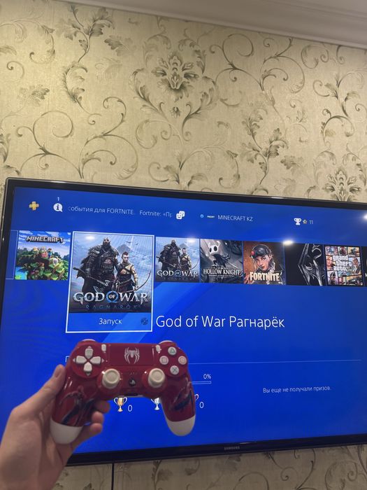 Продам Playstation 4 Slim 1TB + Spider Man