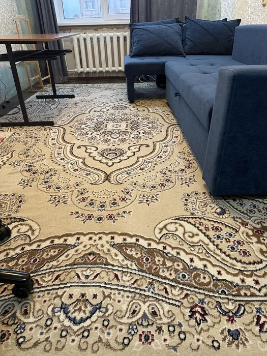 Ковер 3х4 в хорошем состоянии