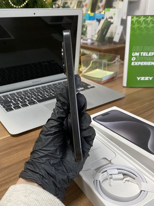 iPhone 15 Pro / 128 GB / Garanție 24 luni | Ca nou