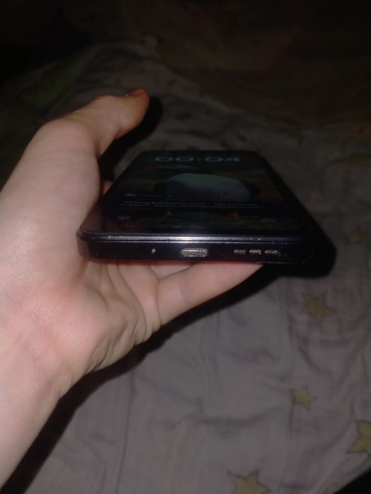 Продам телефон...