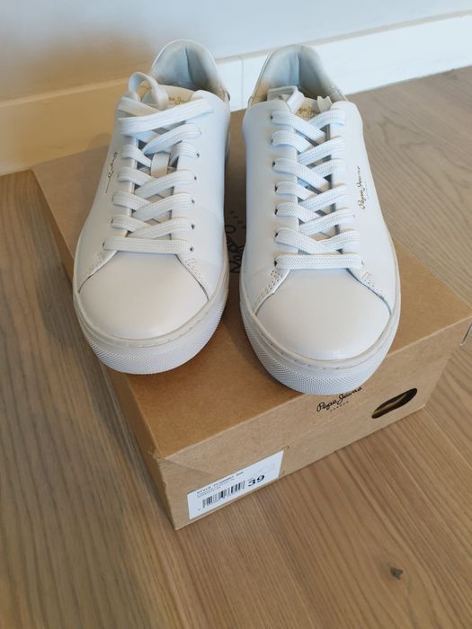 Pepe Jeans CAMDEN CLASSIC - Sneakers low - white nr. 39
CAMDEN CAMDEN