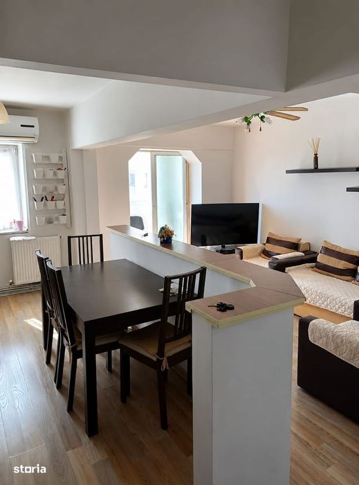 Apartament cu 3 camere si loc de parcare
