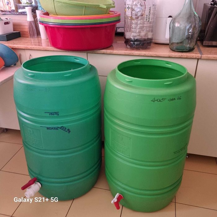 Vand butoi plastic 150 L
