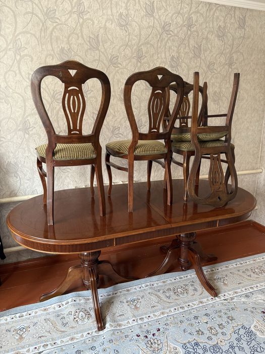 Продам стол со стульями