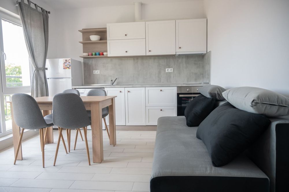 Дава се под наем Двустаен апартамент в Варна, Колхозен пазар - 65 кв.м за 433.5 € - Снимка #9