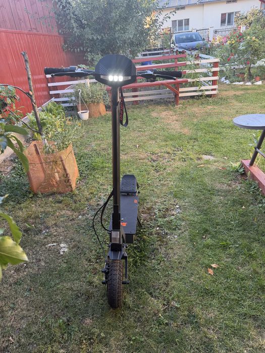 Vand trotineta electrica