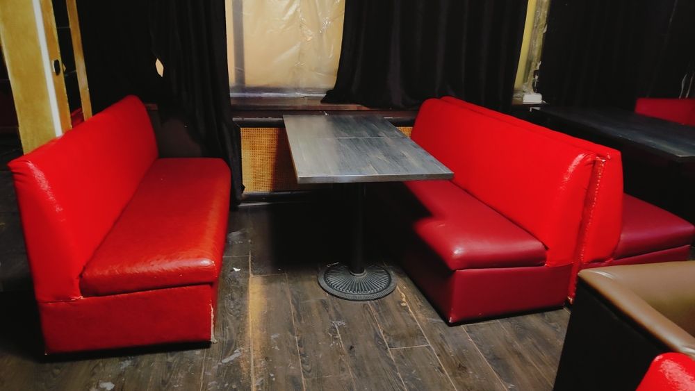 Диваны для кафе баров ресторанов. СРОЧНО !