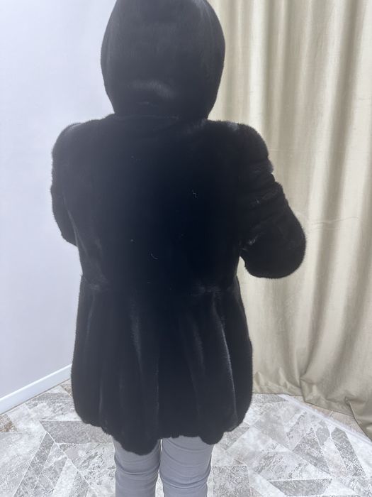 Шубы женские норковые