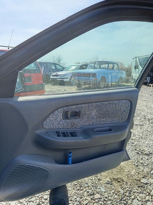 Нисан Пулсар 1.5 103 кс 1997 г на части