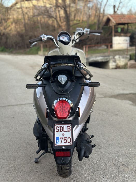 Scuter Sym mio 50cc an 2015 acte Belgia