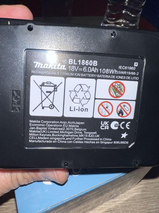 Нова Батерия MAKITA 18v 6ah BL1860B