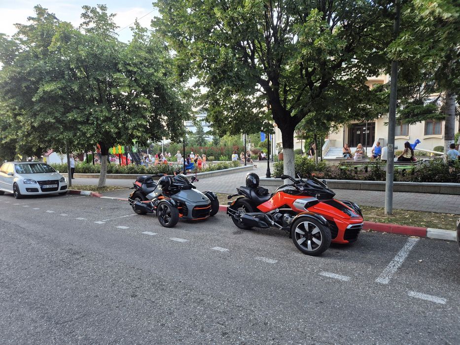 Can am SPYDER  f3s
