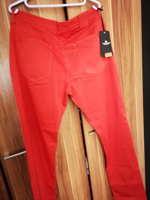 Панталон лятен