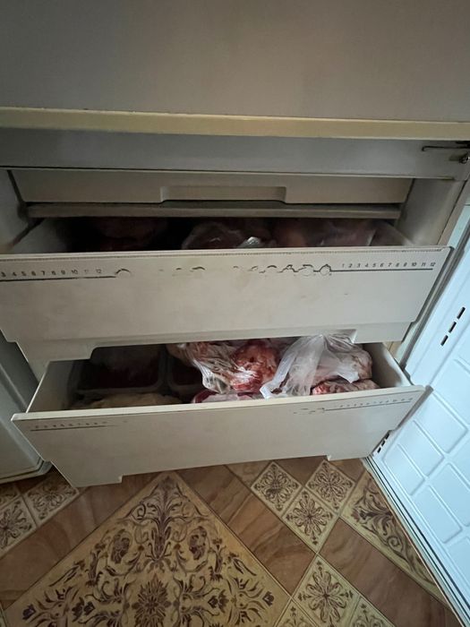 Холодильник двухкамерный Бирюса