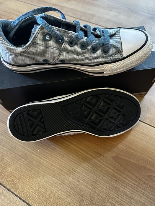 Маратонки Converse