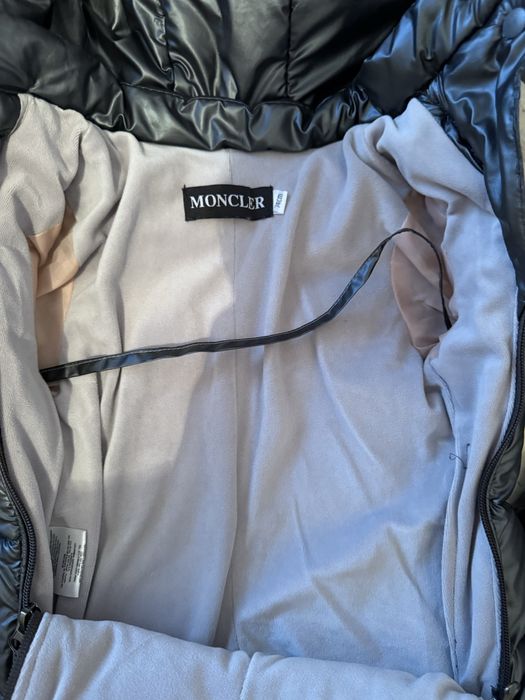 Продается детский комбинезон