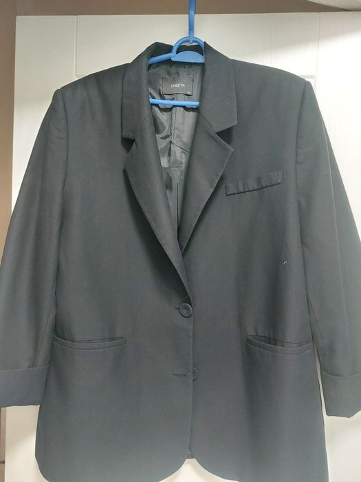 Продам пиджак черный