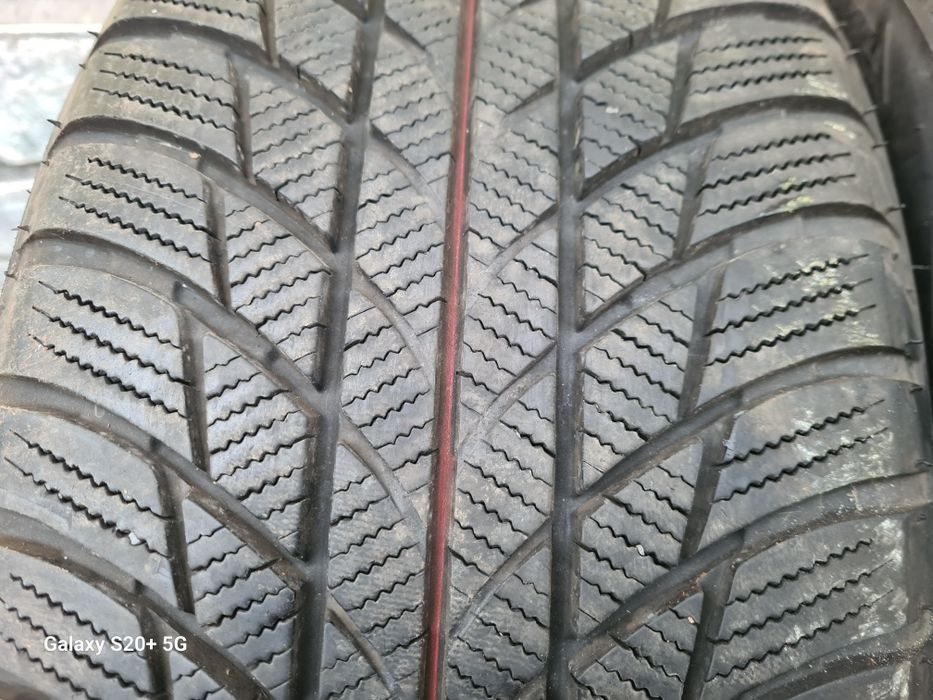 225/55R17 Bridgestone RFT