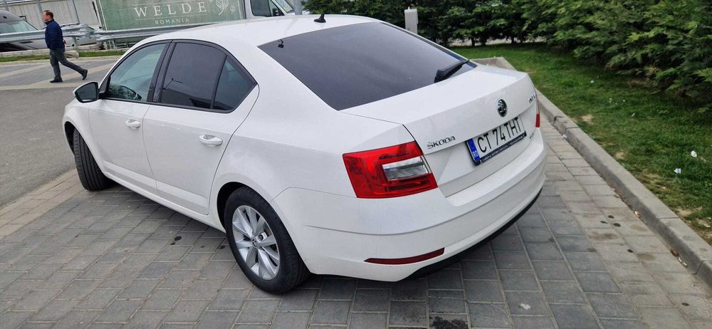 SKODA Octavia 2018 — imagine 4