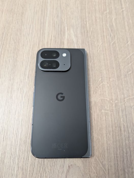 Vând Google Pixel 9 Pro Fold 256gb storage, 16gb ram