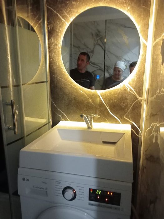 Клеем обои идеально, стаж 20 лет