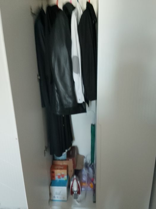 Продам шкаф и прихожей