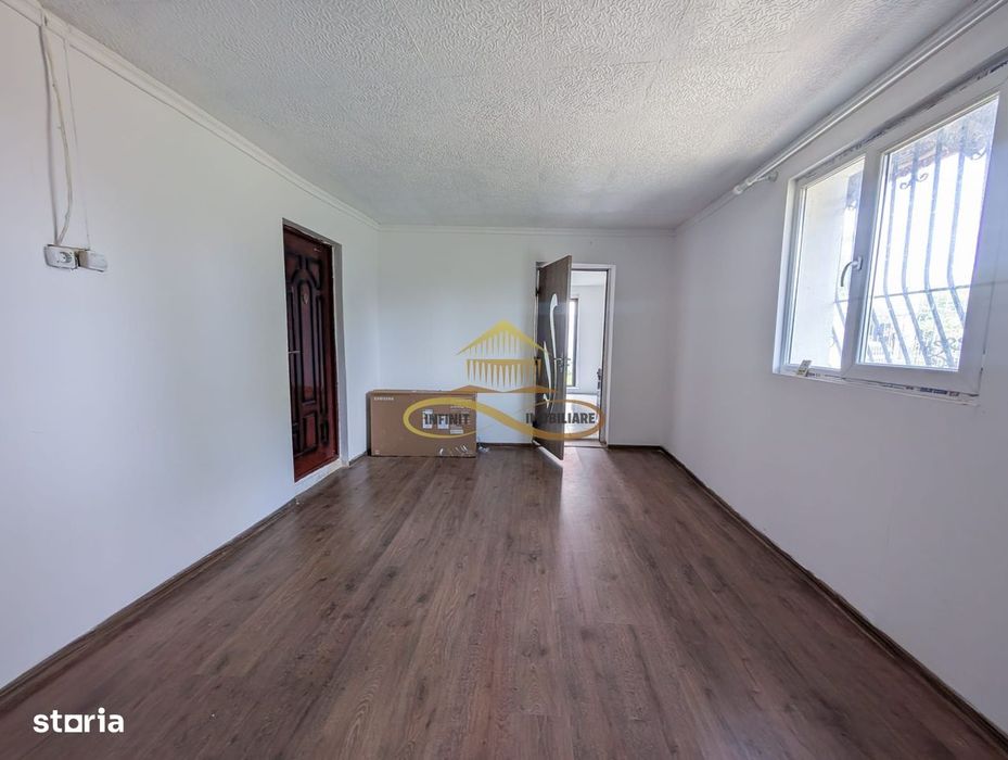 Casă de vânzare – Bacău, zona URA