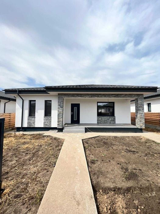 Casa 3 Camere | Vanatori | Asfalt| Toate utilitatile| Constructie Noua